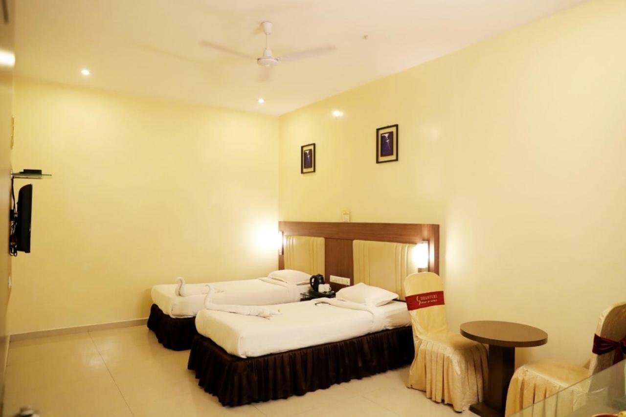 Hotel Swagath Grand Nagole Hyderabad Bagian luar foto