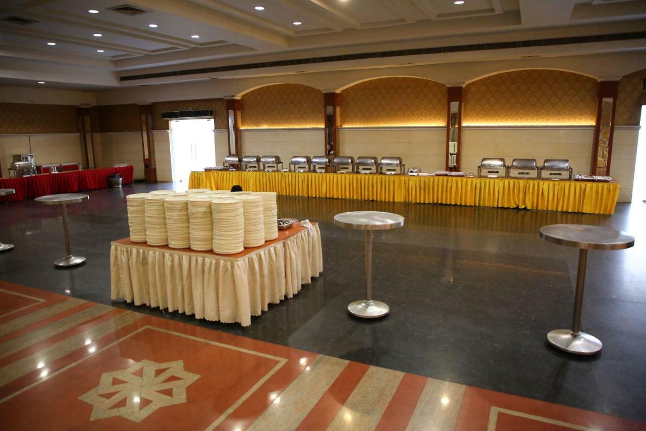 Hotel Swagath Grand Nagole Hyderabad Bagian luar foto