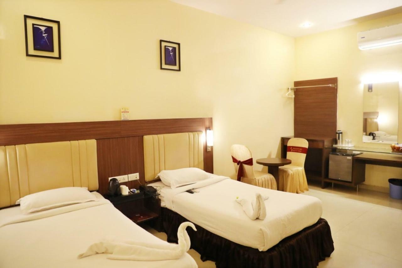 Hotel Swagath Grand Nagole Hyderabad Bagian luar foto